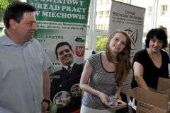 Targi Edukacji i Pracy w Miechowie - wystawcy - miechowski.pl - fot. K. Capiga