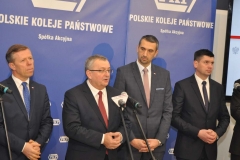 Otwarcie zmodernizowanego Dworca PKP w Miechowie - miechowski.pl - fot. K. Capiga