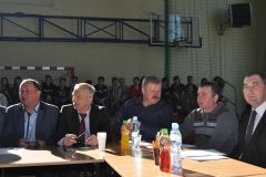 Samorządowcy uczą młodzież samorządności - sesja RG Słaboszów w ZS Dziaduszyce - fot. K. Capiga