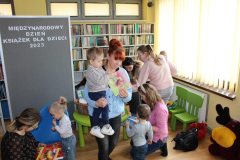2023-Biblioteka-Golcza-dzienc-czytania-dzieciom-08