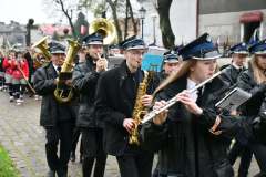 2023-11-11-obchody-w-Miechowie-003