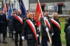 2023-11-11-obchody-w-Miechowie-008