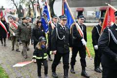 2023-11-11-obchody-w-Miechowie-011