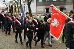 2023-11-11-obchody-w-Miechowie-021