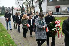 2023-11-11-obchody-w-Miechowie-029