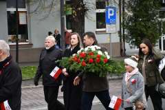 2023-11-11-obchody-w-Miechowie-057