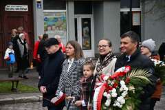 2023-11-11-obchody-w-Miechowie-060