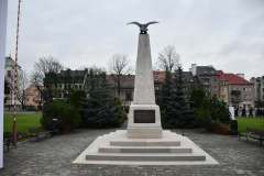 2023-11-11-obchody-w-Miechowie-063