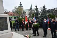 2023-11-11-obchody-w-Miechowie-070