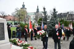 2023-11-11-obchody-w-Miechowie-077