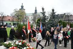 2023-11-11-obchody-w-Miechowie-109