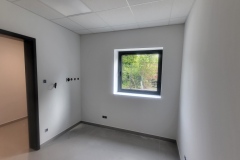 2024-lokale-dworzec-autobusowy-w-Miechowie-07