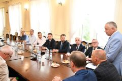 2024-06-21-wojewoda-w-starostwie-02