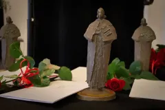 2026-Miechow-statuetki-Miechowity-001