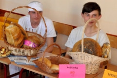 Dzień Otwarty "Ekonomika" - prezentacja kierunków i zawodów - miechowski.pl - fot. Krzysztof Capiga