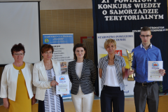 XI Powiatowy Konkurs Wiedzy o Samorządzie Terytorialnym - ZS Nr 1 w Miechowie - miechowski.pl