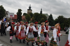 Międzynarodowe Małopolskie Spotkania z Folklorem Miechów 2016 - parada uczestników - miechowski.pl