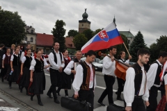 Międzynarodowe Małopolskie Spotkania z Folklorem Miechów 2016 - parada uczestników - miechowski.pl