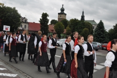 Międzynarodowe Małopolskie Spotkania z Folklorem Miechów 2016 - parada uczestników - miechowski.pl