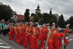 Międzynarodowe Małopolskie Spotkania z Folklorem Miechów 2016 - parada uczestników - miechowski.pl