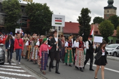Międzynarodowe Małopolskie Spotkania z Folklorem Miechów 2016 - parada uczestników - miechowski.pl