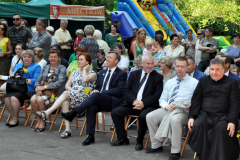 Pola Nadziei 2016 - przybyli goście i zebrana publiczność - miechowski.pl - fot. K. Capiga