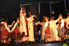 Międzynarodowe Małopolskie Spotkania z Folklorem - Zespół Pieśni i Tańca "Miechowiacy" - miechowski.pl
