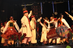 Międzynarodowe Małopolskie Spotkania z Folklorem - Zespół Pieśni i Tańca "Miechowiacy" - miechowski.pl
