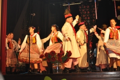 Międzynarodowe Małopolskie Spotkania z Folklorem - Zespół Pieśni i Tańca "Miechowiacy" - miechowski.pl
