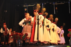 Międzynarodowe Małopolskie Spotkania z Folklorem - Zespół Pieśni i Tańca "Miechowiacy" - miechowski.pl