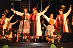 Międzynarodowe Małopolskie Spotkania z Folklorem - Zespół Pieśni i Tańca "Miechowiacy" - miechowski.pl