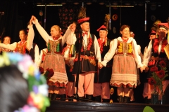 Międzynarodowe Małopolskie Spotkania z Folklorem - Zespół Pieśni i Tańca "Miechowiacy" - miechowski.pl
