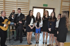 Absolwenci "Ekonomika" 2016 - część artystyczna - miechowski.pl - fot. Krzysztof Capiga