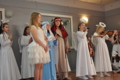 Charsznicki XVIII Gminny Przegląd Grup Kolędniczych - „Iskierki: ze Szkoły Podstawowej Zespołu Szkół im. A. Malatyńskiego w Miechowie-Charsznicy - fot. K. Capiga - miechowski.pl