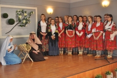 Charsznicki XVIII Gminny Przegląd Grup Kolędniczych - „Charszniccy Harnasie” z Gimnazjum Zespołu Szkół im. A. Malatyńskiego w Miechowie-Charsznicy - fot. K. Capiga - miechowski.pl