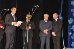 Dzień Edukacji Narodowej - burmistrz Dariusz Marczewski, przewodniczący Roman Piwowarski i Zenon Czekaj, dyr SZE Krzysztof Piwowarczyk - miechowski.pl - fot. K. Capiga