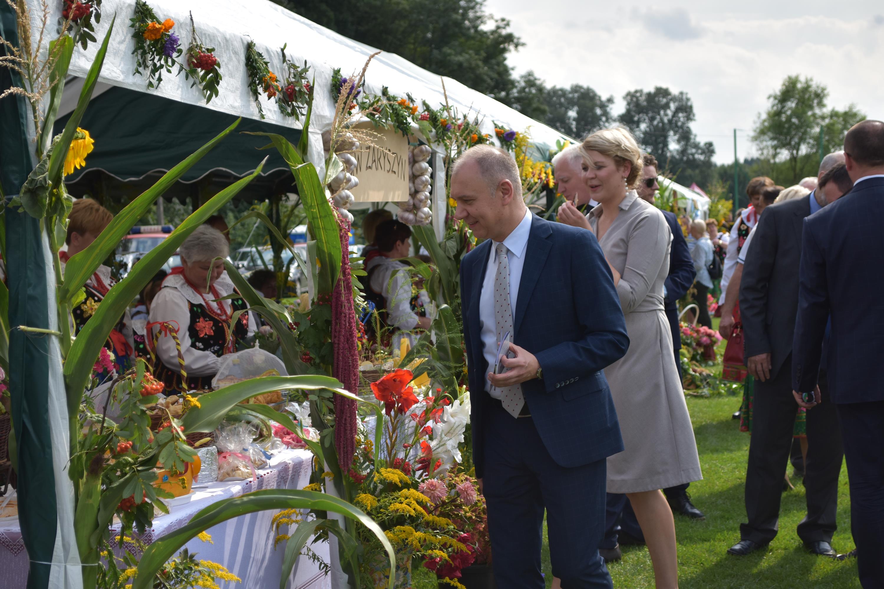 doynki_gminne_2019_i_kiermasz_produktow_regionalnych_w_ksiu_wielkim_136_20190820_2033319645