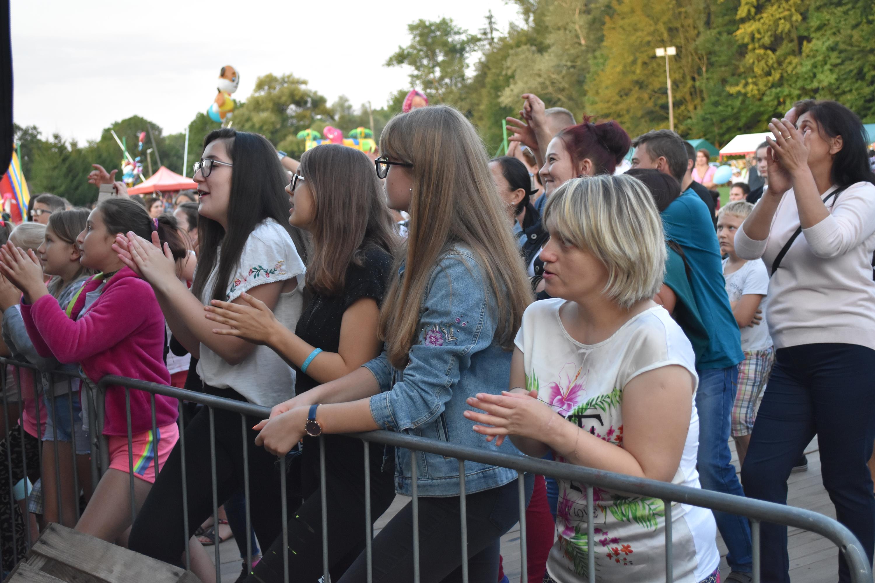doynki_gminne_2019_i_kiermasz_produktow_regionalnych_w_ksiu_wielkim_247_20190820_1703597512