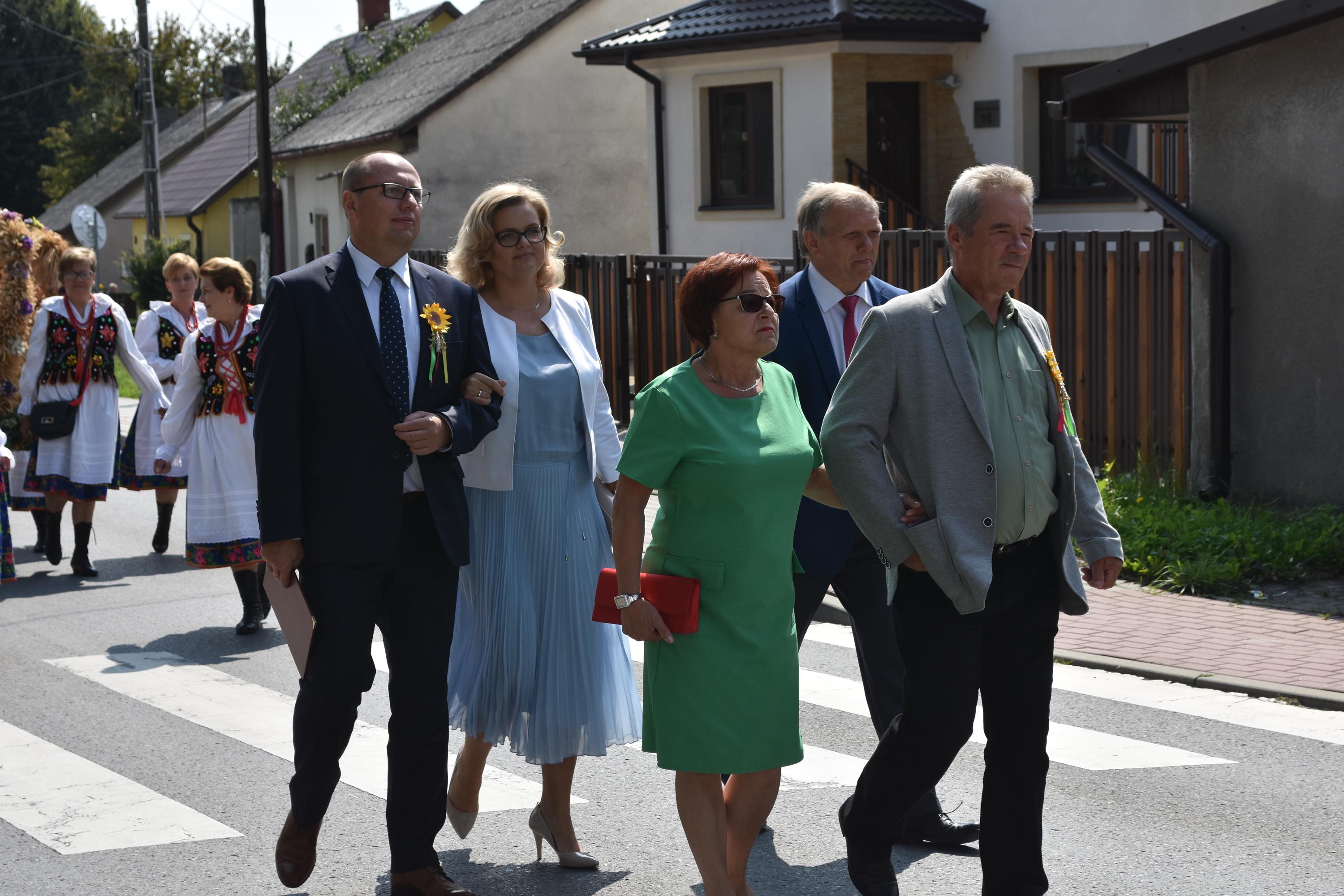 doynki_gminne_2019_i_kiermasz_produktow_regionalnych_w_ksiu_wielkim_43_20190820_1346742500