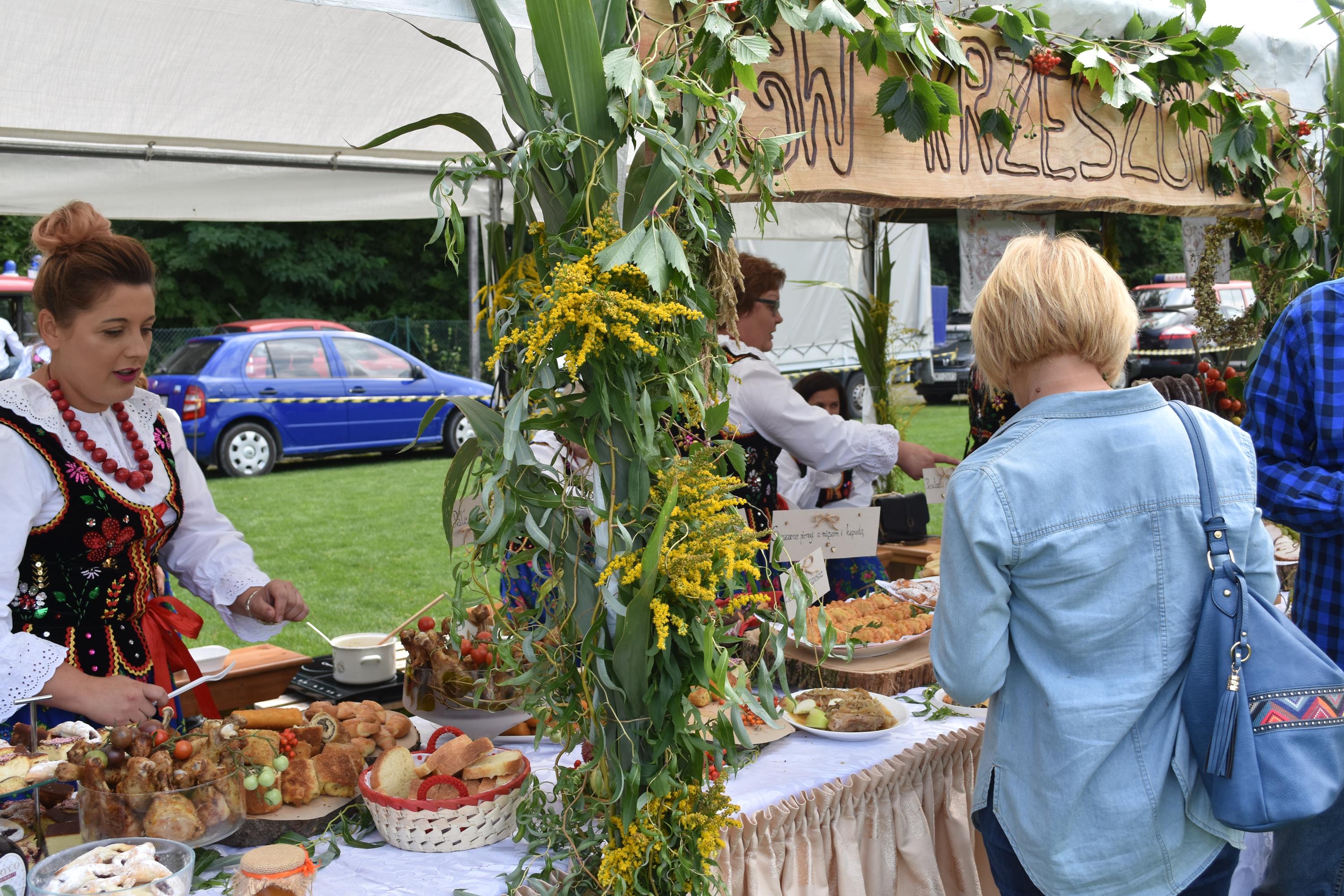 doynki_gminne_2019_i_kiermasz_produktow_regionalnych_w_ksiu_wielkim_46_20190820_1832268838