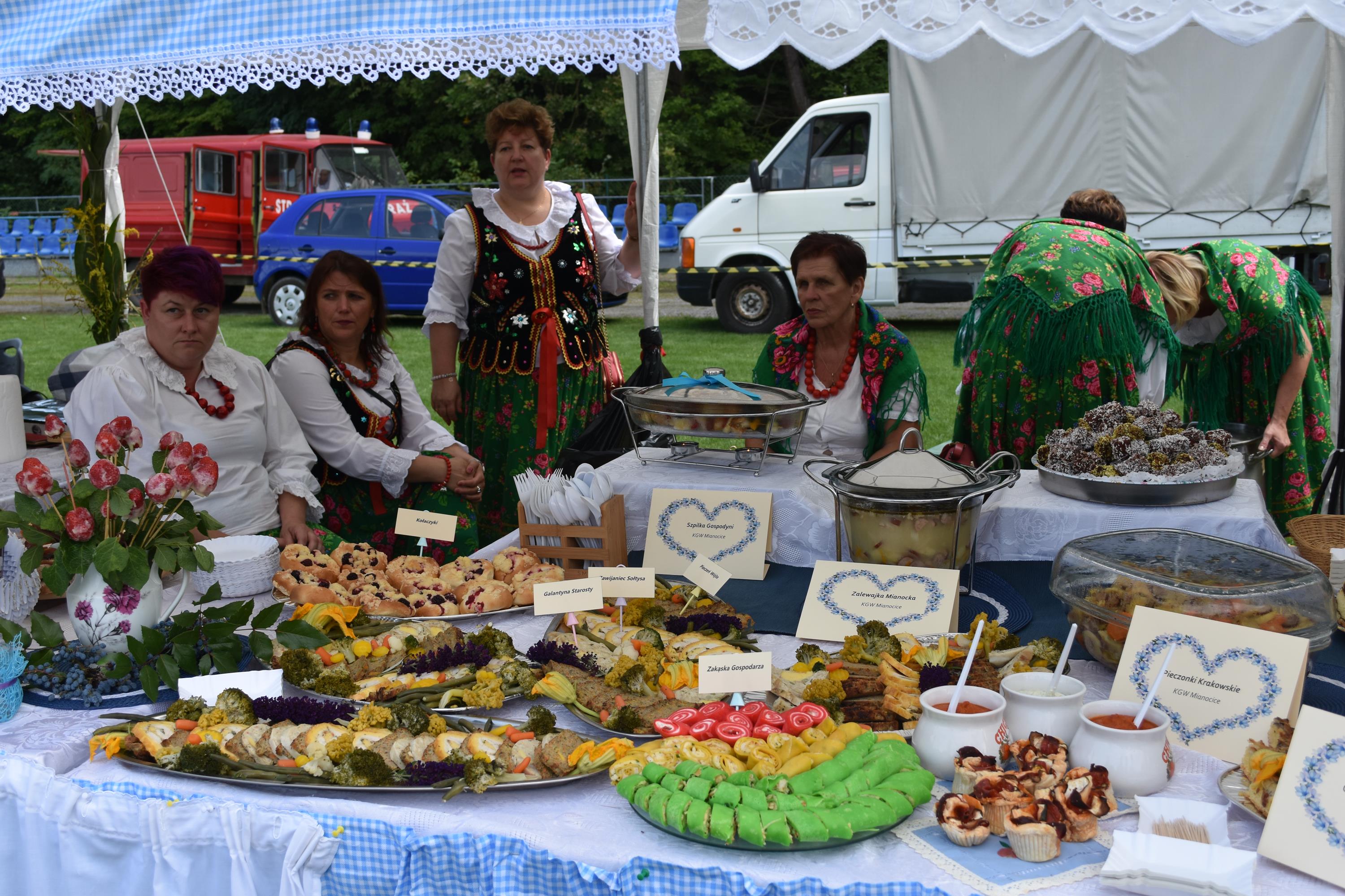 doynki_gminne_2019_i_kiermasz_produktow_regionalnych_w_ksiu_wielkim_52_20190820_1281176250