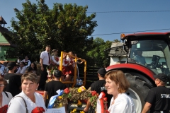 Dożynki Powiatowe i Gołeckie Żniwogranie w Przybysławicach - miechowski.pl