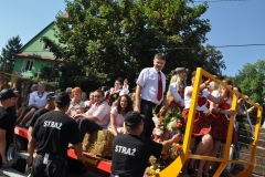 Dożynki Powiatowe i Gołeckie Żniwogranie w Przybysławicach - miechowski.pl