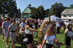 Dożynki Powiatowe i Gołeckie Żniwogranie w Przybysławicach - miechowski.pl