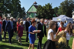 Dożynki Powiatowe i Gołeckie Żniwogranie w Przybysławicach - miechowski.pl