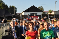 Dożynki Powiatowe i Gołeckie Żniwogranie w Przybysławicach - miechowski.pl