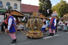 18. Dożynki Województwa Małopolskiego - korowód dożynkowy - miechowski.pl