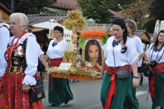 18. Dożynki Województwa Małopolskiego - korowód dożynkowy - miechowski.pl