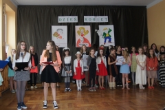 Dzień Kobiet 2017 w Szkole Podstawowej w Antolce