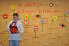 Dzień Kobiet w Zespole Szkolno-Przedszkolnym - Książ Wielki 2017 - miechowski.pl